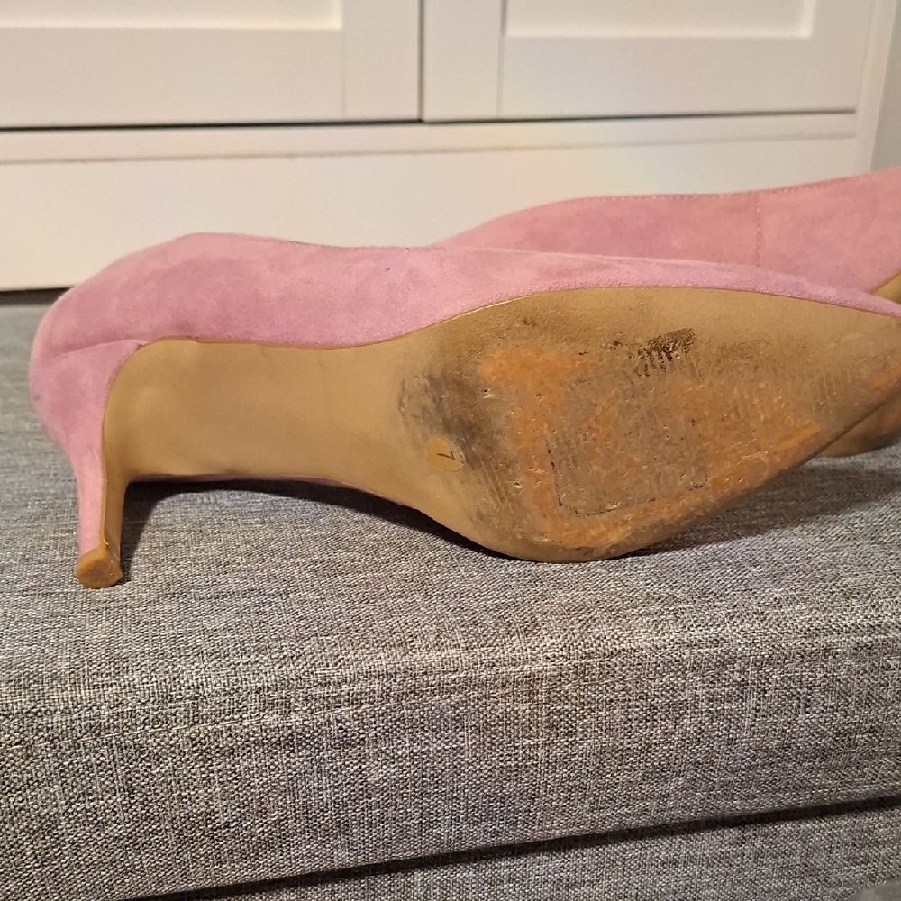 Joe‎ Fresh Mauve Suede Pointed-Toe Heels - Picture 9 of 10